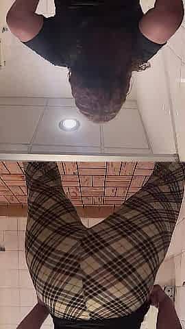 Shaggy Hair Lalin girl Shaking Butt at 7Eleven ????
