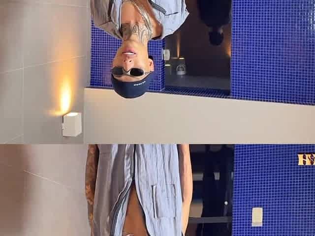 EATING THE SLUT IN THE MOTEL, THE DOXY GOT A double penetration