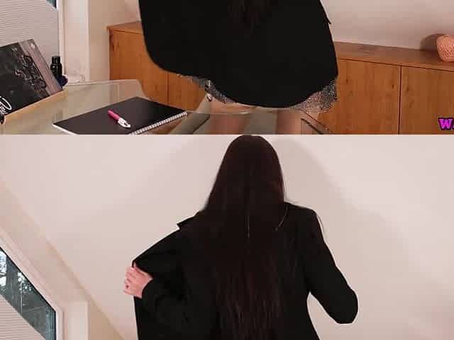 Specific Gift From Your Sexy And Hot Boss