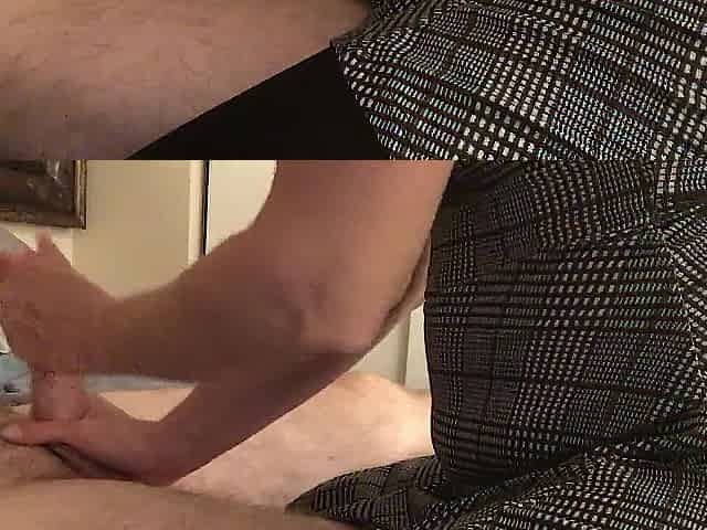 Oily tugjob with cumming