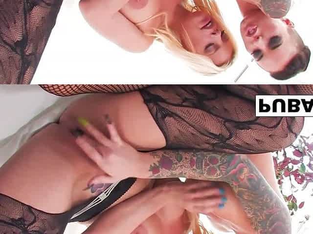 A Pair of Glamorous Honeys Love Licking Twat Until It's Juicy