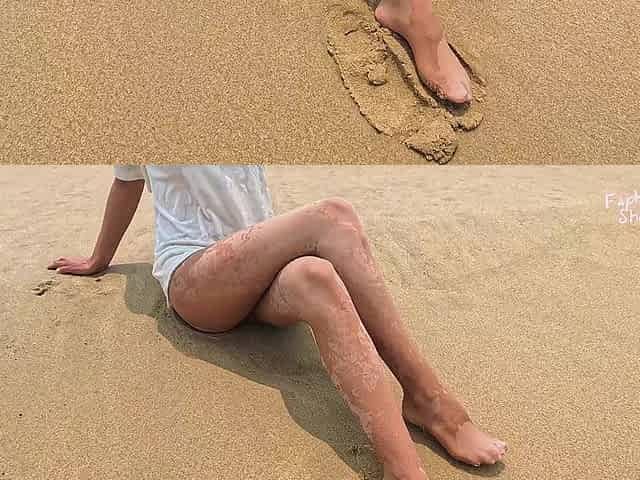 868 Wet Glossy Nude Pantyhose on the Beach