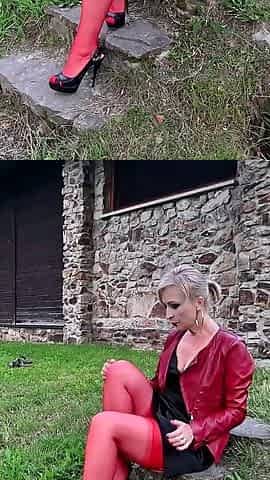 Outdoor Anal Fuck with a Big Rubber Dildo