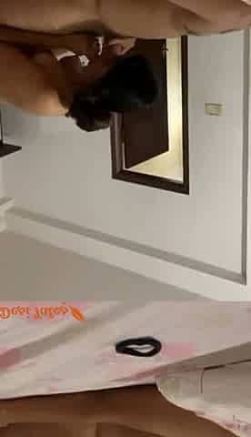 Beautiful Chennai college girl bunking class to fuck with bf in hotel