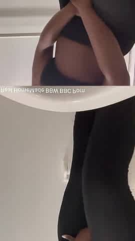 Desperate for a Wee Cutting My Legs Pissing POV in the Toilet