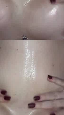 Oiling my sexy milf body