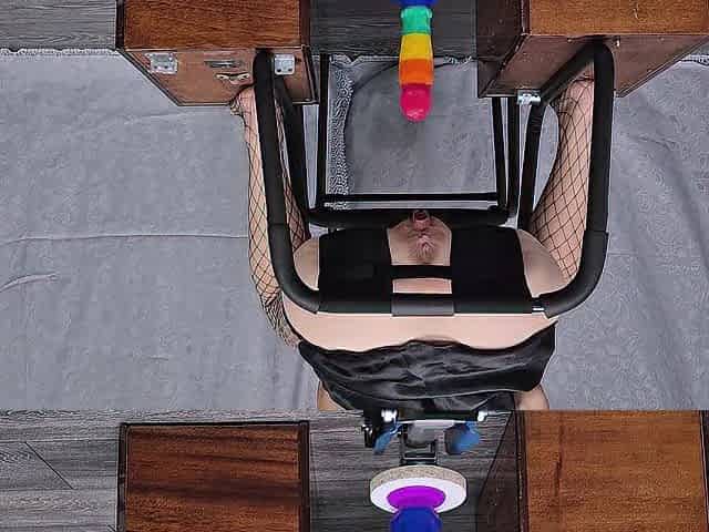 Car Jack Mounted Sex tool Not fast Permeated Stepsister's Hungry Twat