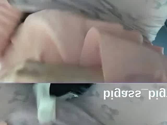 MASTURBATE WITH PAJAMAS