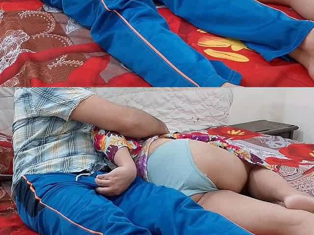 Step-son Takes Advantage of Indian Stepmother Seeing Her Alone and Has Sex with Her the Desi Stepmother Was Alone in the Room