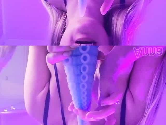 Mirror Fantasy World with Octopus Dildo