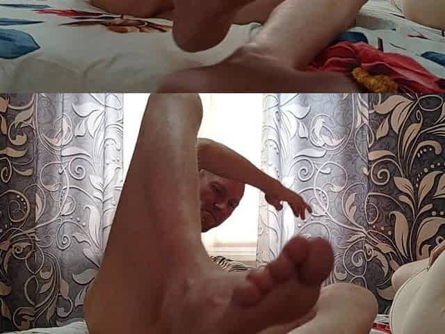 Quick Blowjob and Stepmom Has a Mouthful of Hot Thick Cum