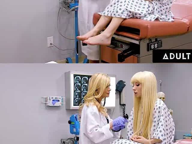 ADULT TIME - Kenzie Reeves Super Soaks Her mother I'd like to fuck Doctor With Cunt Squirt! - FRENCH SUBTITLES