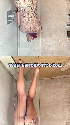 Omorashi Teen Pee Holding In Shower: Despairing Gal Squirming & Gaping Dark hole Force Pissing Close Up