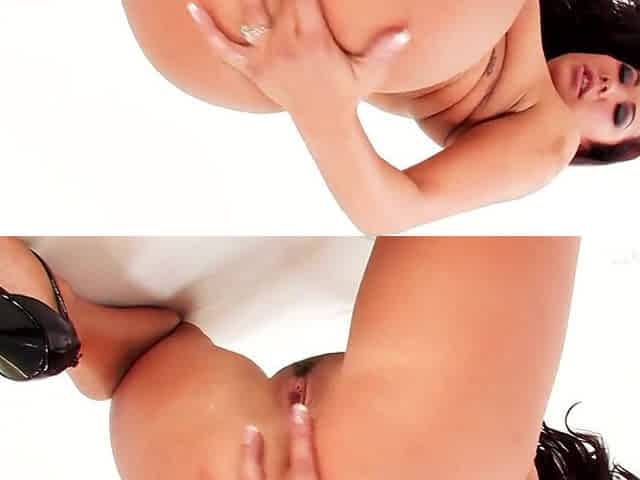 Oriental chick London Keyes toys her constricted butt