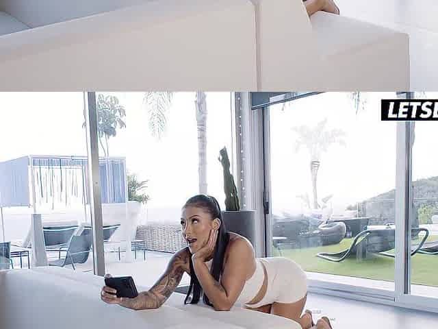 Colombian Floozy Mariana Martix Teases Pool Hunk with Her Hawt Curves - LALIN GIRL mother I'd like to fuck