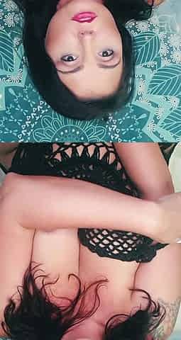 Masturbating loving babe solo toy plays with enthusiasm