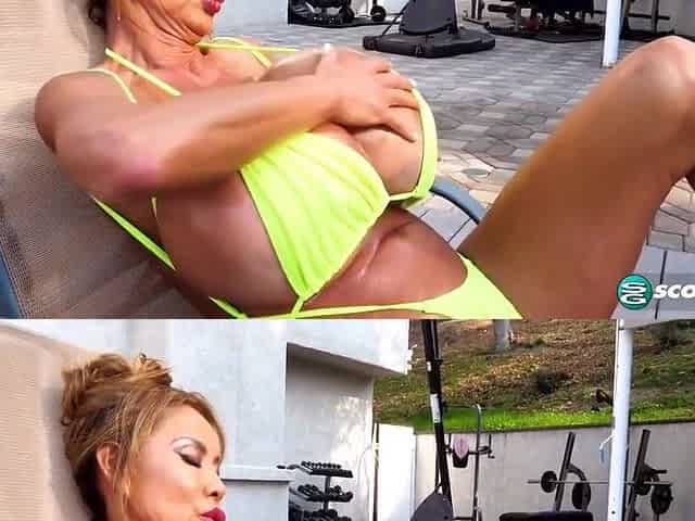 Minka - Bikini Buster