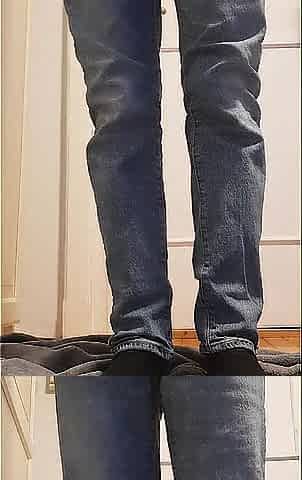 Pissing my jeans and putting on a diaper after