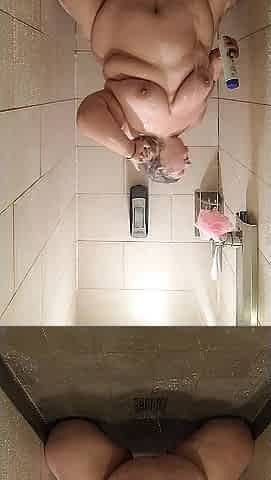 Kewl virgin white trucker showering in truckstop