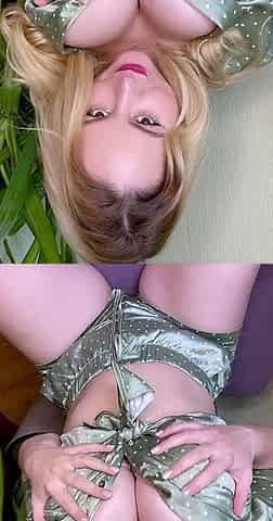 Big boobs milf masturbates with her dildo
