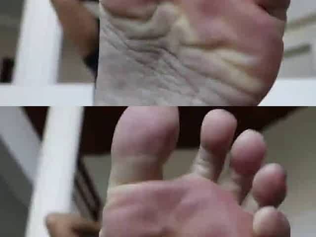 Lesbian feet worship