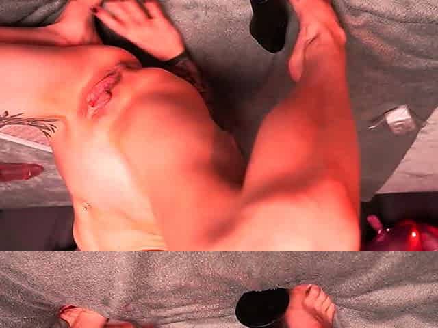 Sexy hottie Anetta Keys enjoys a solo toy masturbation