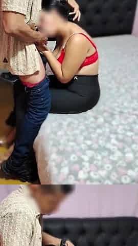Meet a single mommy with a priceless booty via chat
