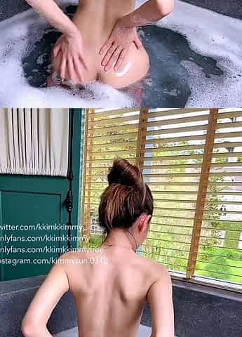 Solo booty assed babe ass toying masturbation in hi def