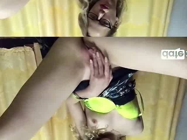 A youthful golden-haired amateur plays with her cunt with powerful labia