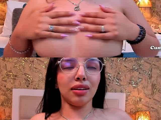 Horny Brunette Makes Her Cunt So Wet