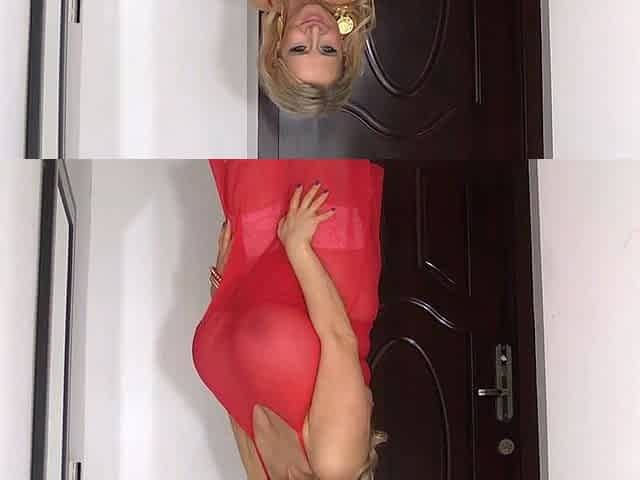 Amateur Big Boobs jerks Big Dick