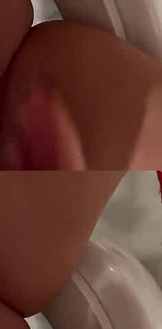 Miaxxx Pee at Hotel Toilette