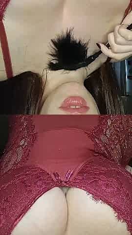 Solo dancing bitch with large melons