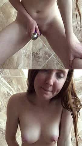 Ginger Wilde bangs snatch in shower