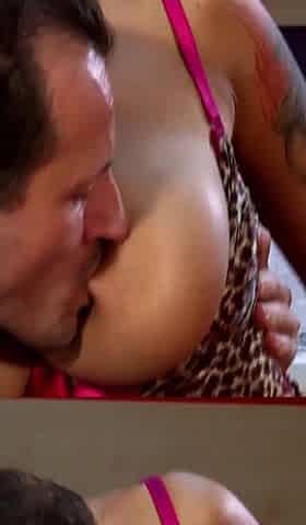 Sexy babe with amazing boobs squirting