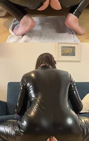 Squirt in a Latex Suit