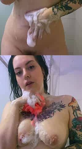Amateur Webcam Chick Masturbates On Webcam More at