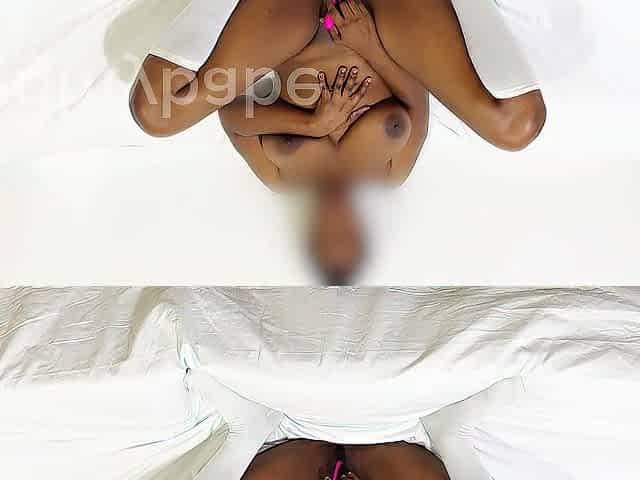 Playing with my vagina untill I come creamy
