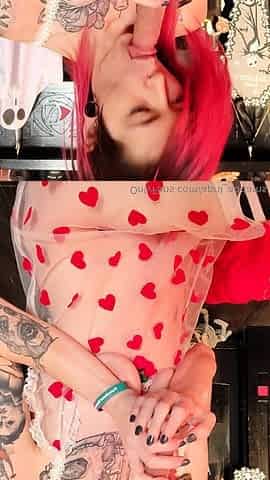 Kendall Jenner webcam solo look alike masturbation