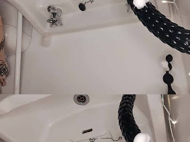 Cleaning my smutty toys after a messy stream