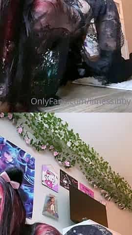 Amateur Teen Solo Masturbation with Huge Orgasm