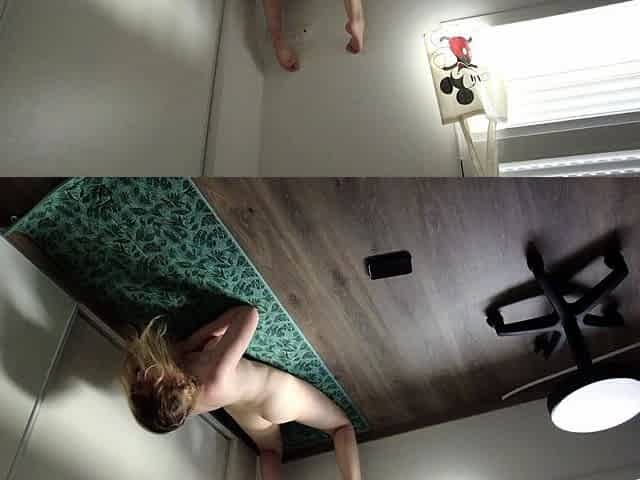 Beautiful Sonya having a horny solo toy masturbation