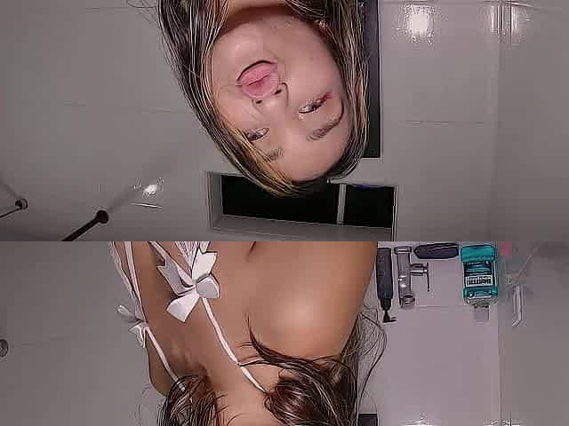 Nighttime getaway with a large-booty schoolgirl ends in a creampie