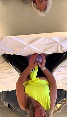 Fat BBW with big boobs masturbating and squirtin on cam