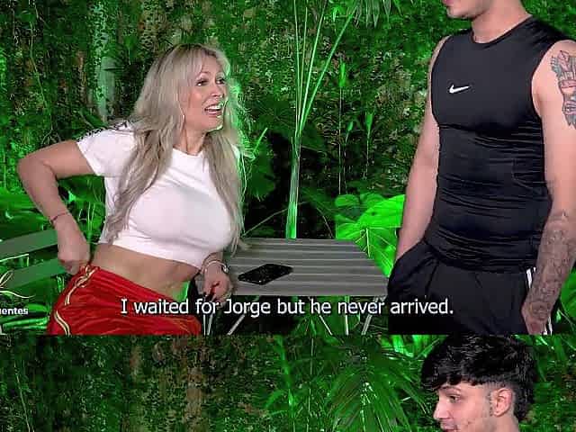 I bring my stepson's ally home so this chab can bang my twat with his large knob - Monique Fuentes & Large Jackson