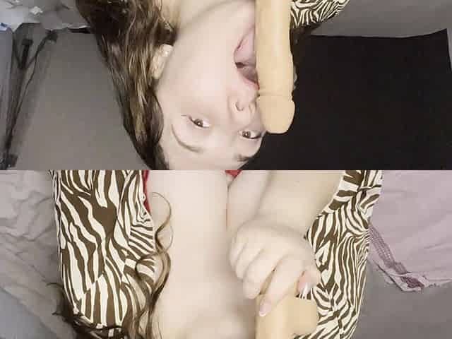 BbW brunette shares sensual toy masturbation
