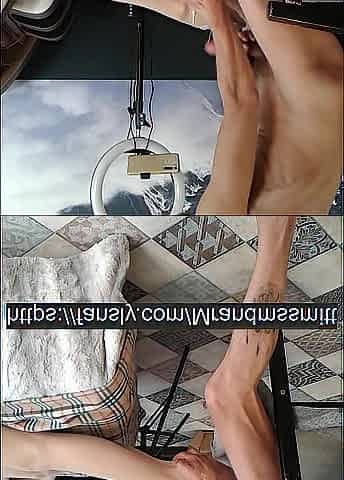 Russian bitch groans from climax and strong jizz flow on her legs in nylons