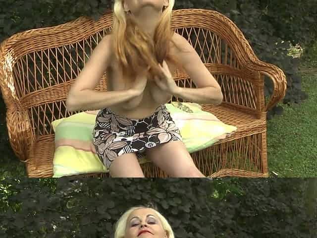 Mature Woman Fuckes And Fingers Herself Outside - MatureNL