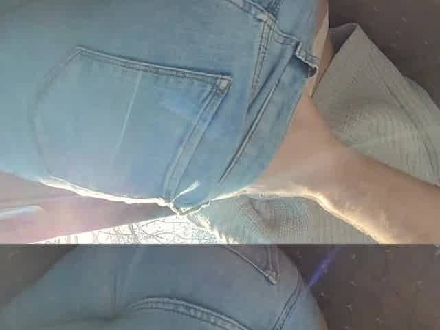 Risky in Car, Hawt Cutie in Taut Jeans Seducing Me
