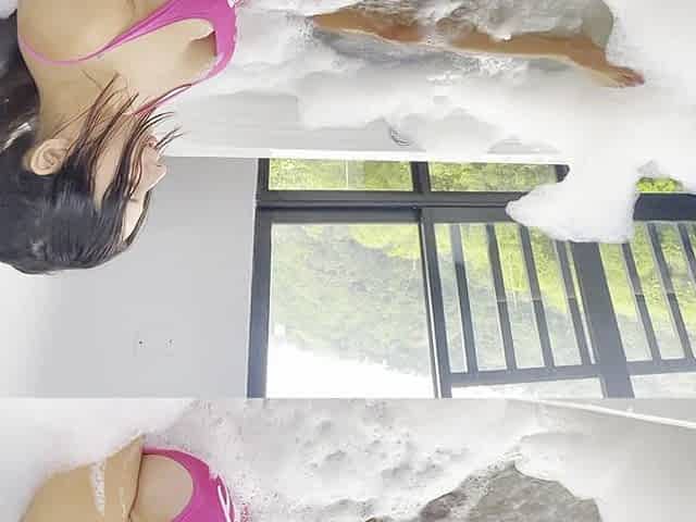 My Girlfriend and I Wanted to Relax in the Jacuzzi but We Ended up Fucking (jenifer Play)